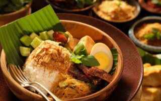 Makanan Khas Sunda di rimba Food Court Taman Safari Bogor