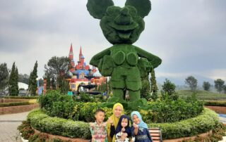 Cerita liburan keluarga di Bandung